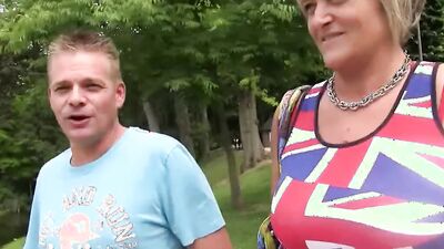 Blonde Mure Et Grosse Toujours Heureuse De Baiser