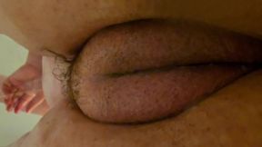 Amateur BBW Mature Cand!d Sandra gets soaking wet in a hot shower