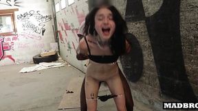 Tattooed goth cheats, gets BBC anal in urbex