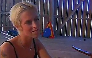 Svensk trekant sprutande