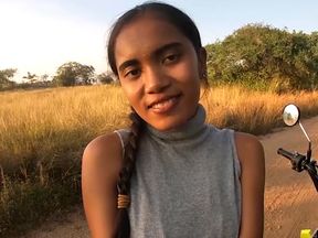 Real amateur Thailand couple outdoor blowjob and fuck