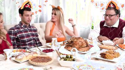 Blonde MILFs and a horny dude are shagging on the floor