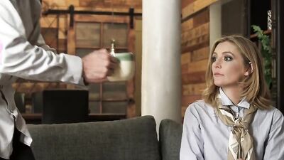 Tyler Nixon made Mona Wales squirted all over the place